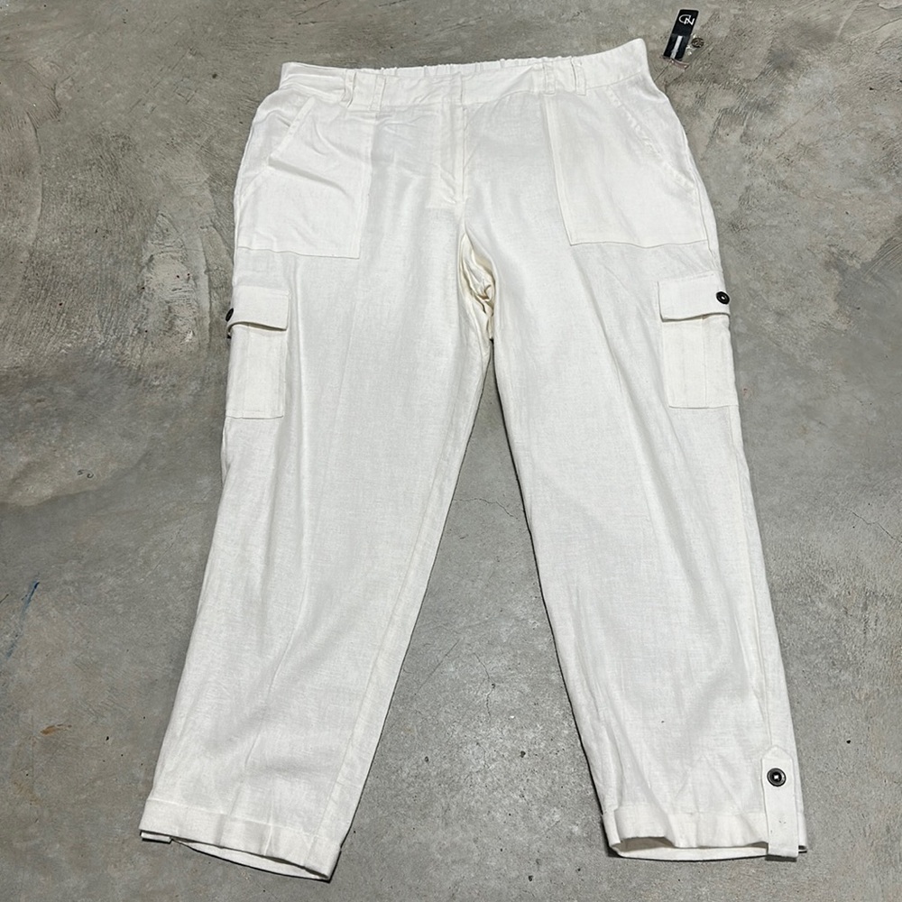 New Direction brand Cream colored dress pants /Size‎ 12/ C-52